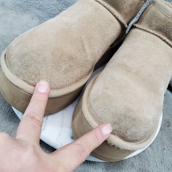 Ugg Shoes Womens Size 8 Tan Suede Ultra Mini Platform Shearling Boots *Read* - Picture 3 of 13